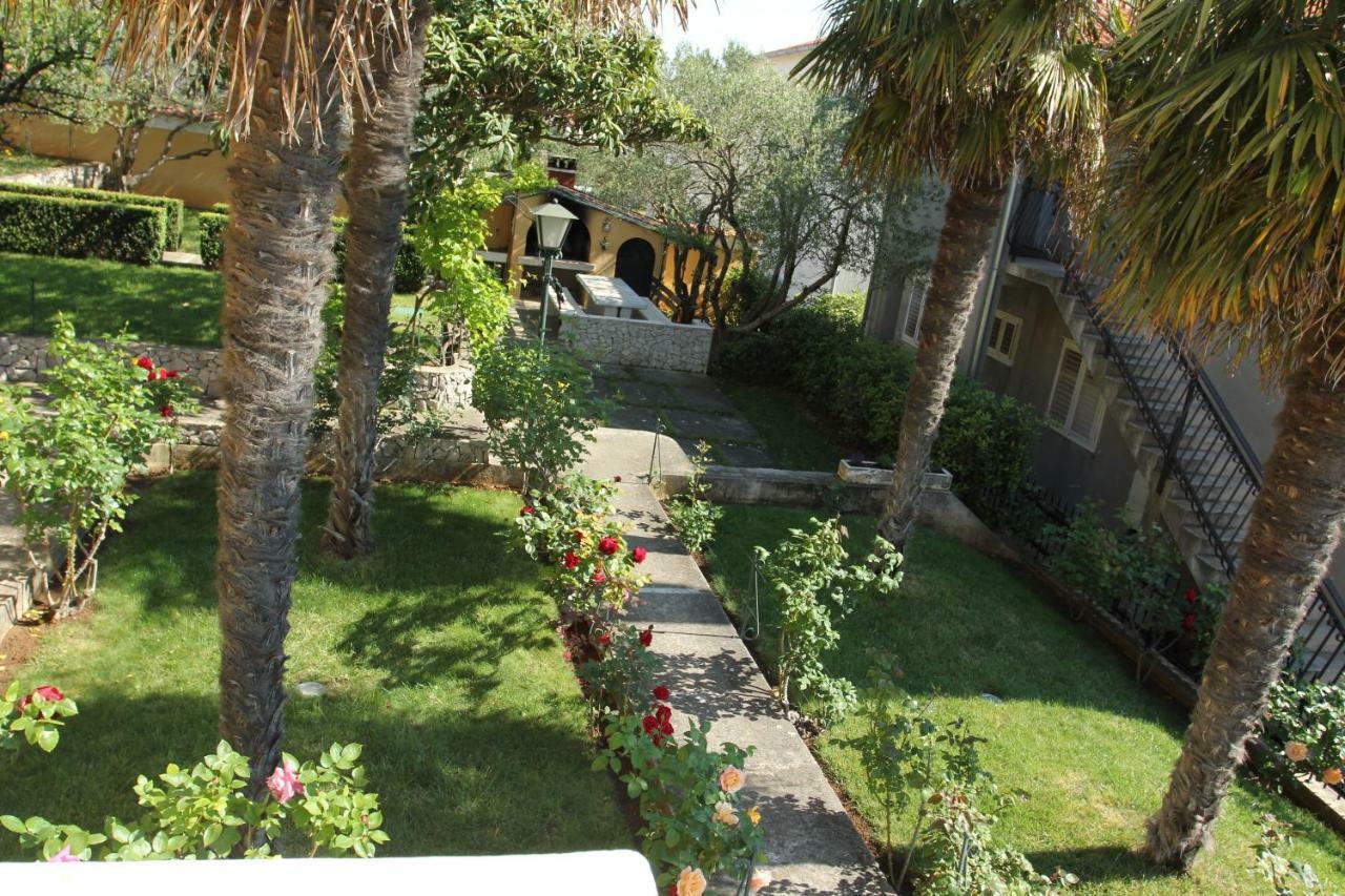 Vila Rojana Vodice Exterior foto