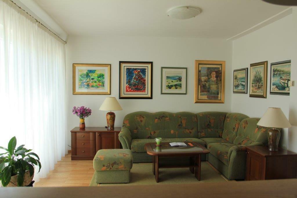 Vila Rojana Vodice Exterior foto